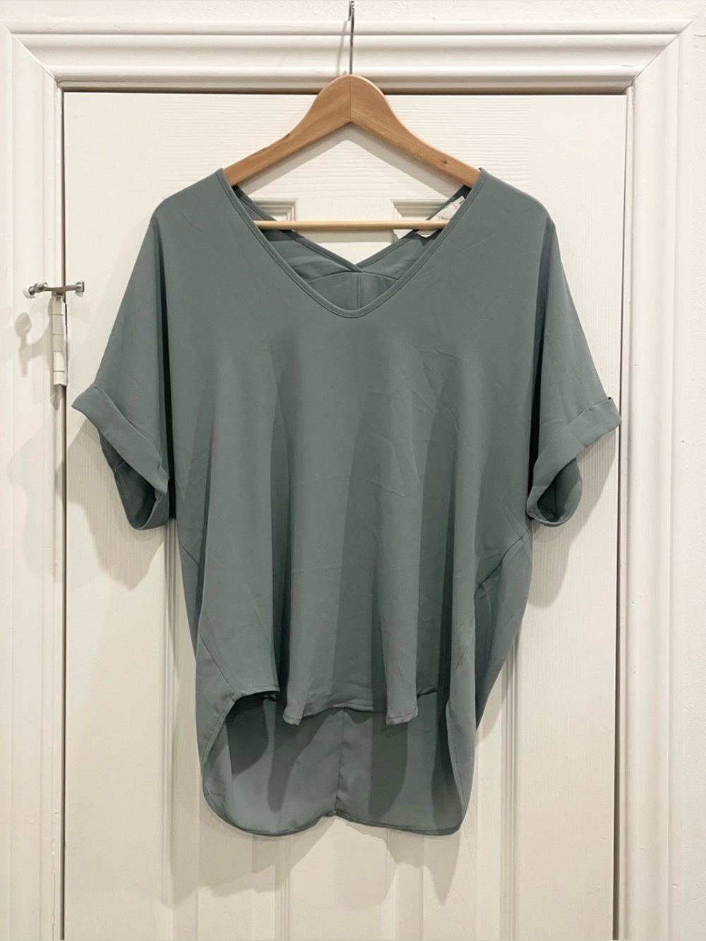 Lush Cuff Sleeve Woven Tee, XS, Lilypad Olive